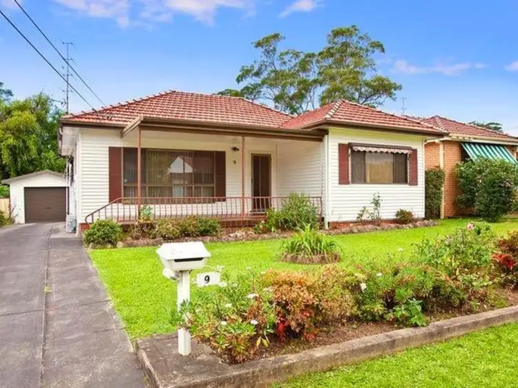 9 Foothills Road, Mount Ousley NSW 2519