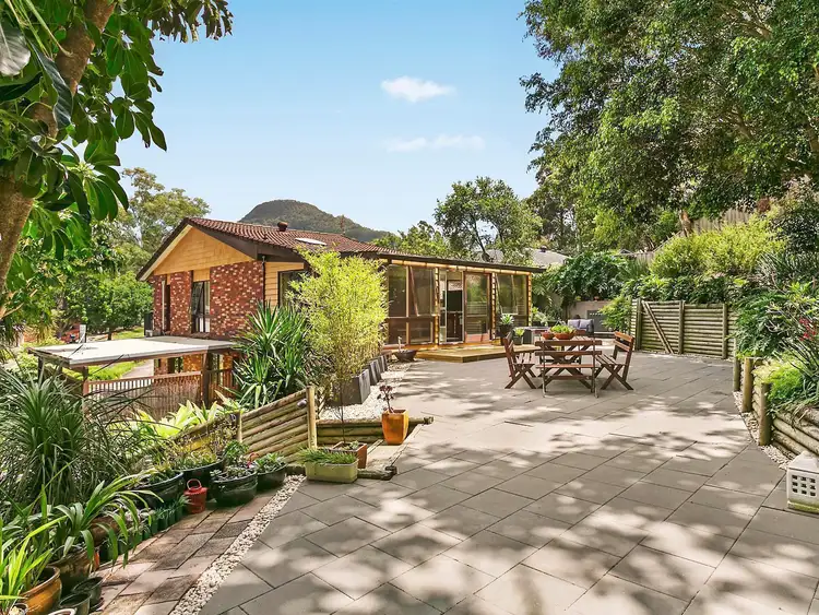 Sixth view of Homely house listing, 2 Hibiscus Place, Unanderra NSW 2526