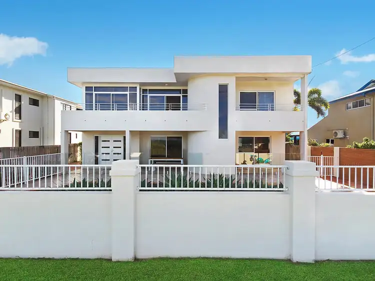 58 Palm Street, Rowes Bay QLD 4810