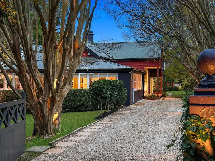 100 Bantry Bay Road, Frenchs Forest NSW 2086