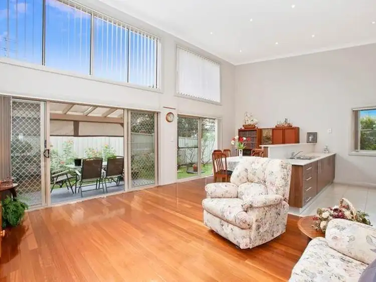 6/35 Russell Street, Balgownie NSW 2519