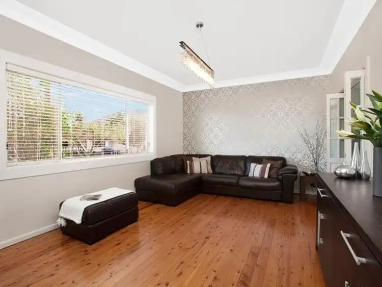 Fourth view of Homely house listing, 10 Margaret Street, Balgownie NSW 2519