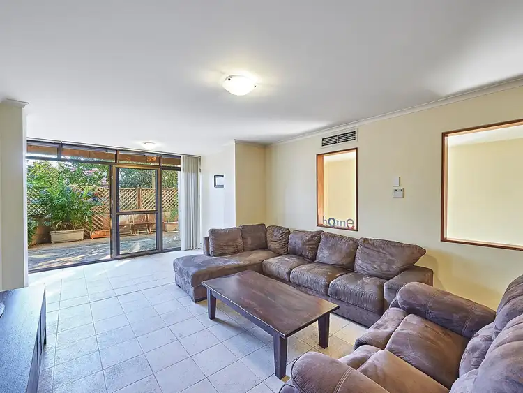 Third view of Homely apartment listing, 10/4 New McLean Street, Edgecliff NSW 2027