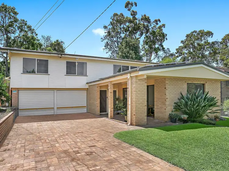 27 Eromba Crescent, Ferny Hills QLD 4055