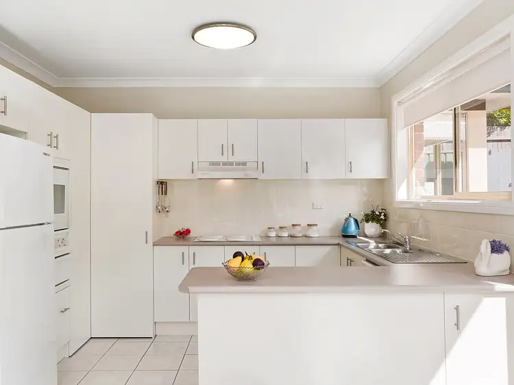 Main view of Homely villa listing, 2/36 Redman Avenue, Thirroul NSW 2515