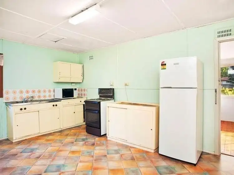 Fourth view of Homely house listing, 1 Commonwealth Avenue, Blackwall NSW 2256