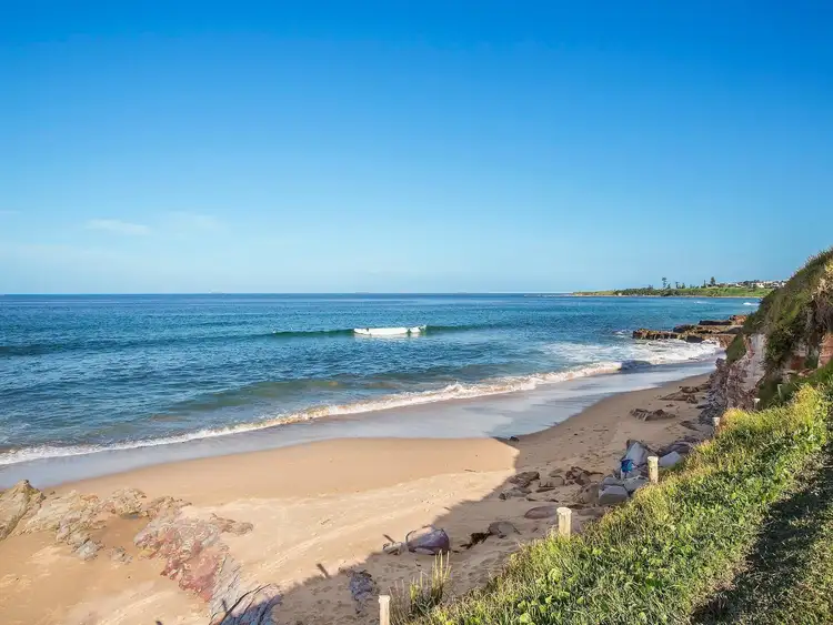 Fourth view of Homely house listing, 254 Lawrence Hargrave Drive, Thirroul NSW 2515