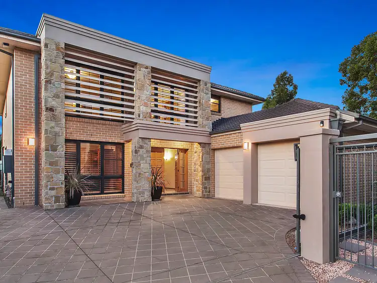 8 Cloverhill Grove, Bella Vista NSW 2153