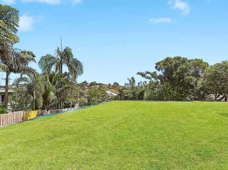 4 Howard Street, Morningside QLD 4170