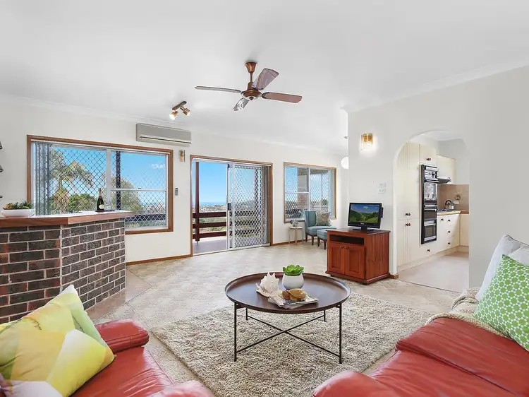 206 Mount Keira Road, Mount Keira NSW 2500