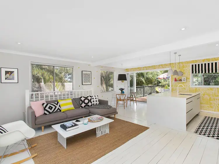 15 Armagh Parade, Thirroul NSW 2515