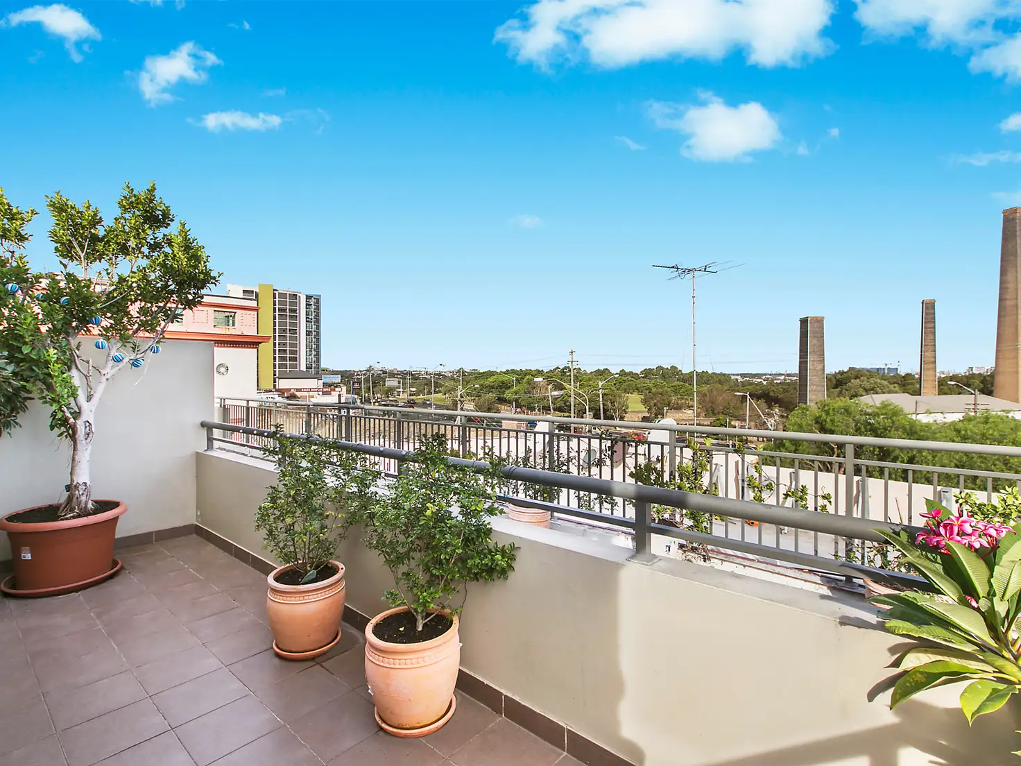 Main view of Homely apartment listing, 18/617 King Street, Newtown NSW 2042