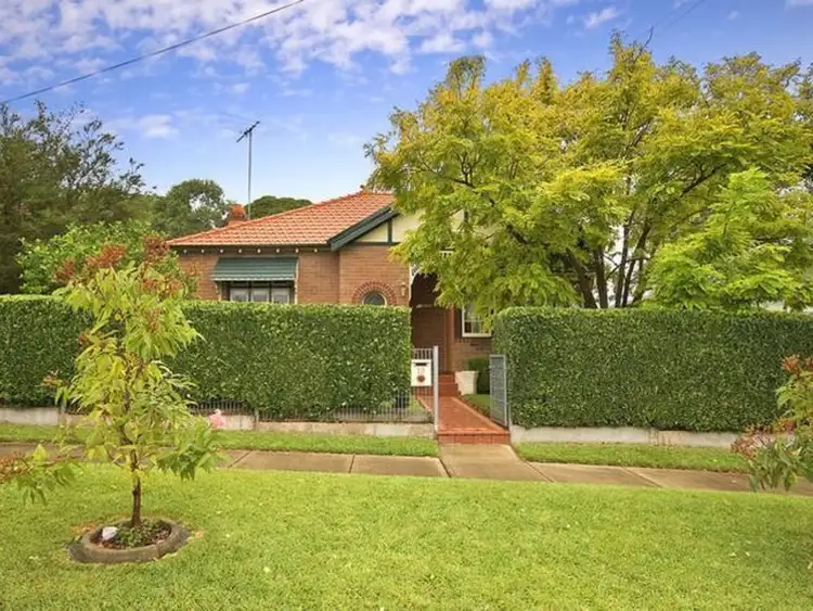 10 Linton Avenue, West Ryde NSW 2114