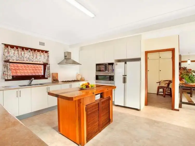 Second view of Homely house listing, 7 Stanbrook Avenue, Mount Ousley NSW 2519