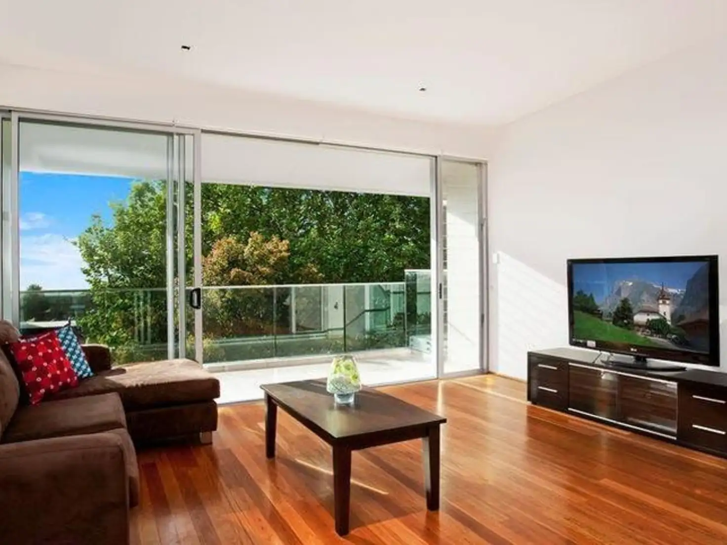 Main view of Homely apartment listing, 27/7 Henderson Street, Bondi NSW 2026