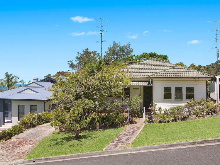 7 Broadridge Street, Wombarra NSW 2515