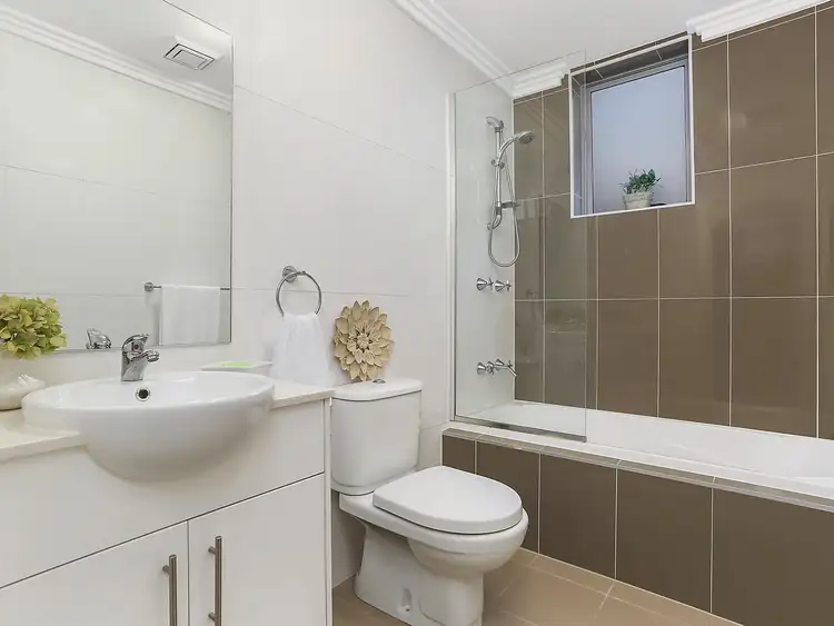Fourth view of Homely apartment listing, 27/41 Roseberry Street, Manly Vale NSW 2093