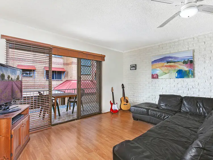 Main view of Homely apartment listing, 3/48 Sarawak Avenue, Palm Beach QLD 4221