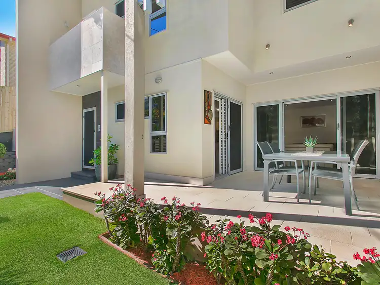 Sixth view of Homely townhouse listing, 1/20 Bundara Street, Morningside QLD 4170