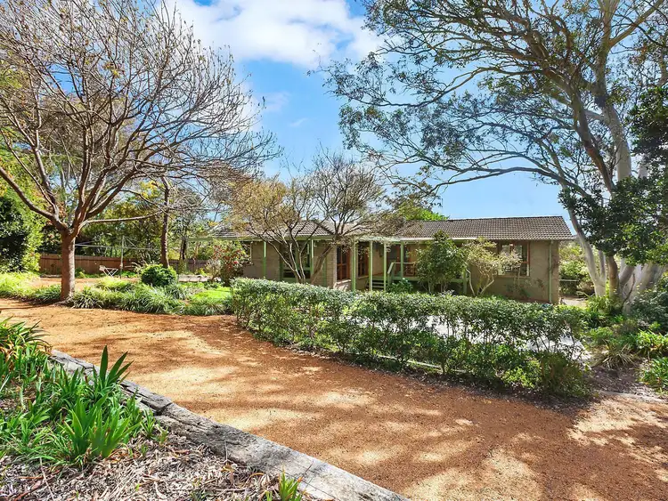 25 Kilby Crescent, Weetangera ACT 2614