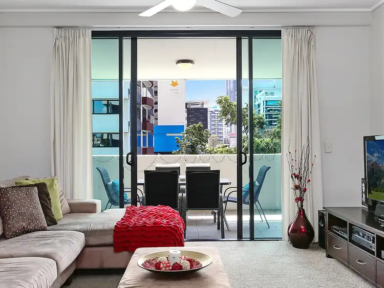 Third view of Homely apartment listing, 454 Upper Edward Street, Spring Hill QLD 4000