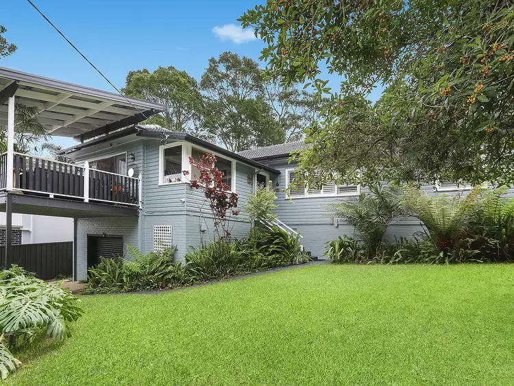 4 Toorak Avenue, Mangerton NSW 2500