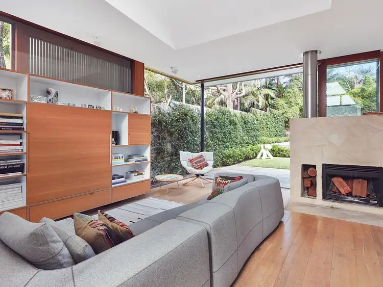 29 Whale Beach Road