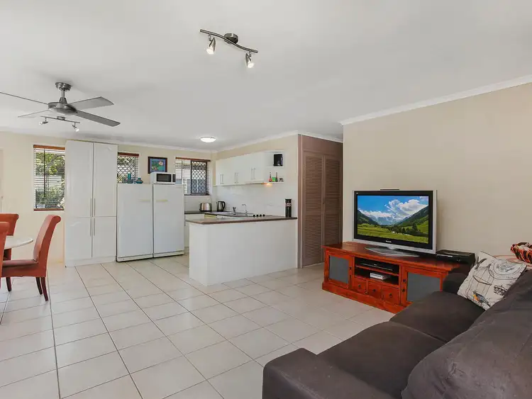 Fourth view of Homely apartment listing, 4/11 Rosewood Avenue, Broadbeach QLD 4218