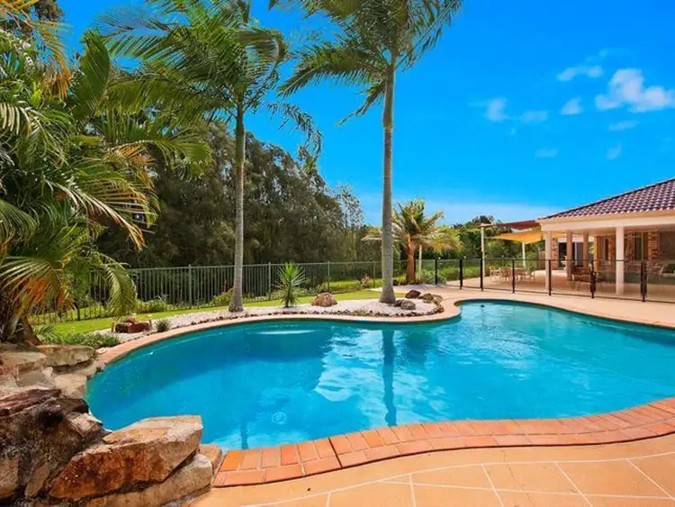 9 Ballymore Court, Banora Point NSW 2486