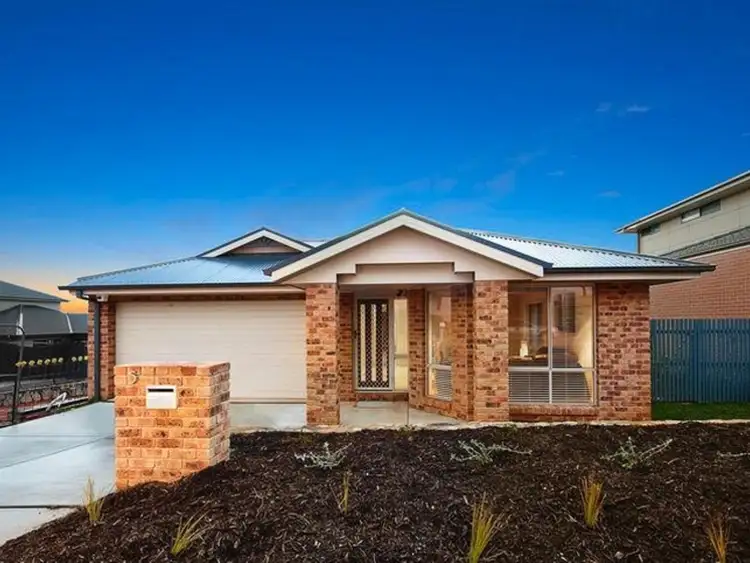 5 Eve Langley Street, Franklin ACT 2913