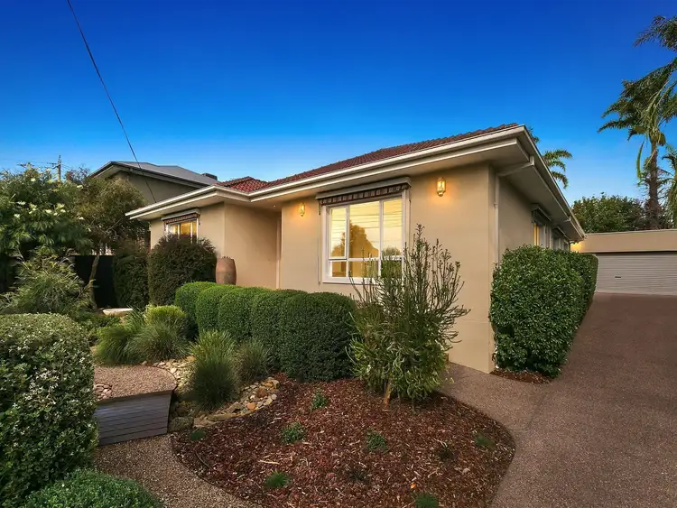 Second view of Homely house listing, 872 Centre Road, Bentleigh East VIC 3165