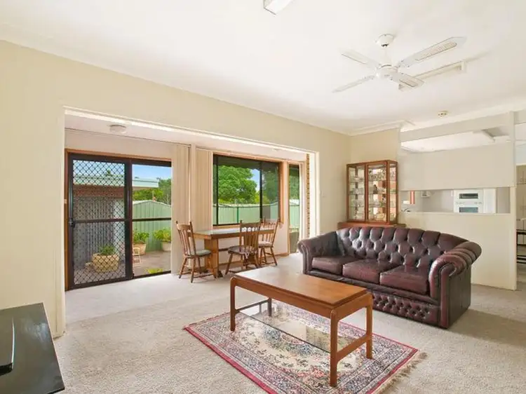 5 Lynn Place, Speers Point NSW 2284