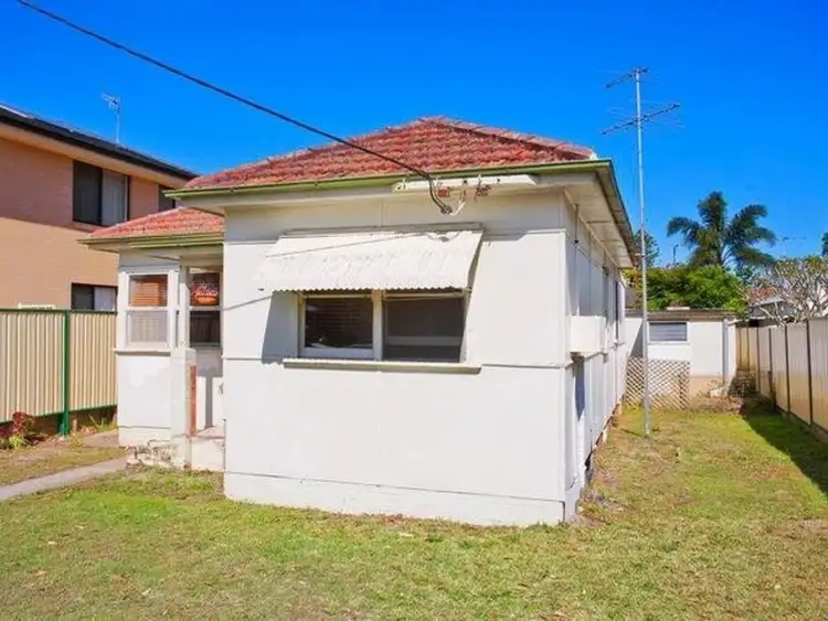 13 Pacific Avenue, Ettalong Beach NSW 2257
