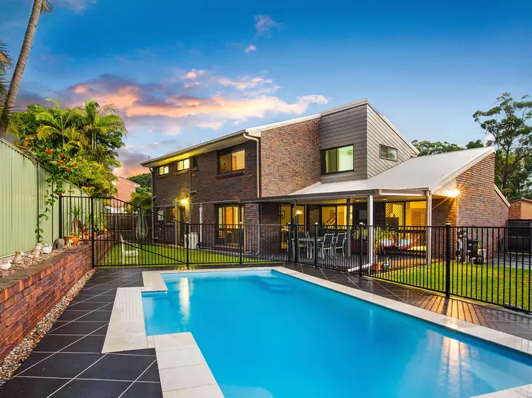 2 Burwood Close, Springwood QLD 4127