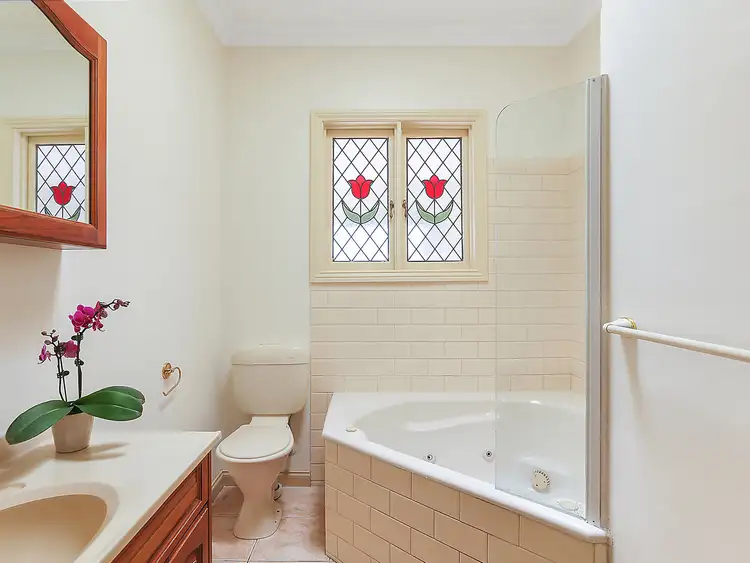 Fifth view of Homely house listing, 11 Luntar Road, Oakleigh South VIC 3167