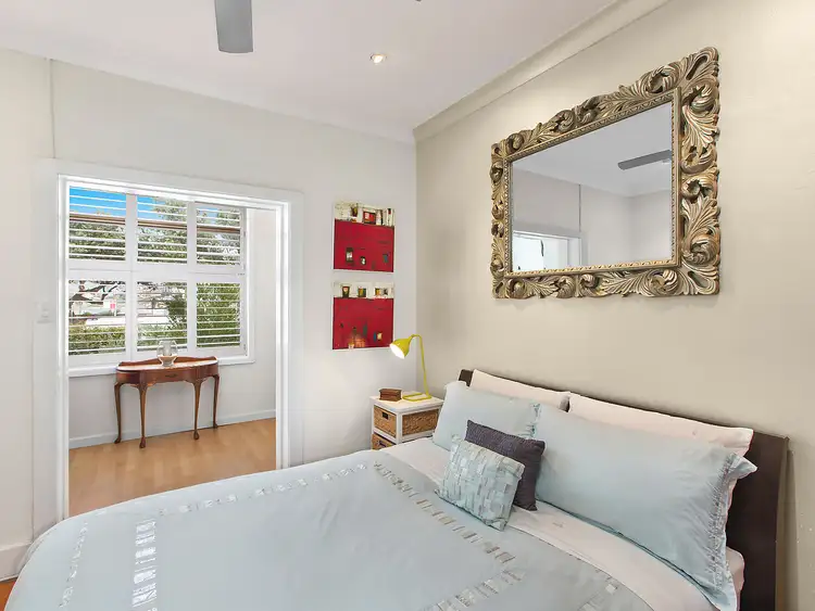 Third view of Homely apartment listing, 2/100 Ramsgate Avenue, Bondi Beach NSW 2026