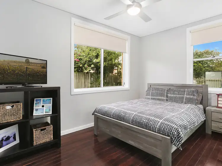 Third view of Homely unit listing, 1/33 Kembla Street, Wollongong NSW 2500