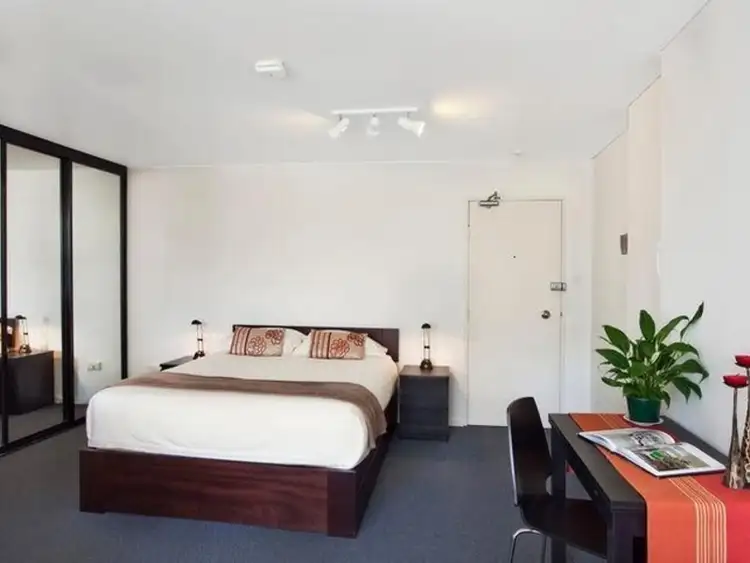 Fourth view of Homely studio listing, 77/2 East Crescent Street, Mcmahons Point NSW 2060