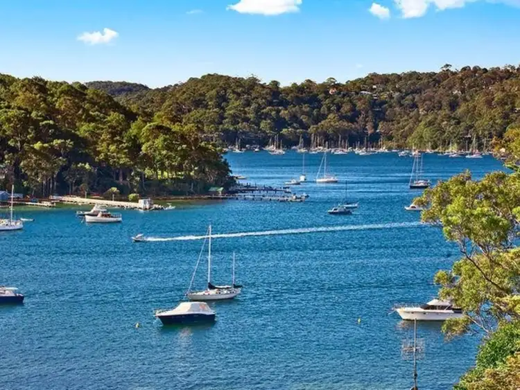 18 Eastview Road, Church Point NSW 2105