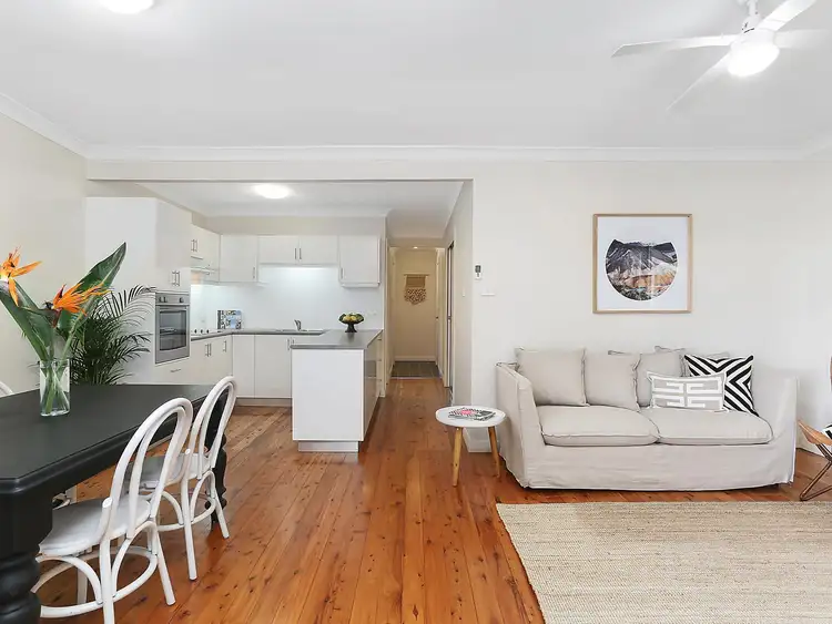 1/50 Robertson Street, Coniston NSW 2500