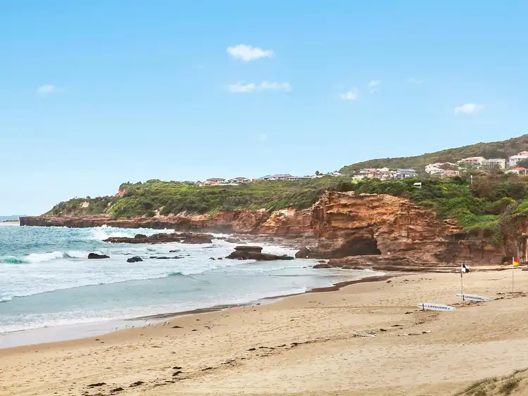55 Park Avenue, Caves Beach NSW 2281