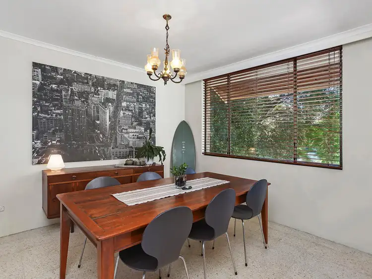 Fourth view of Homely apartment listing, 2/6 St Kilda Avenue, Broadbeach QLD 4218