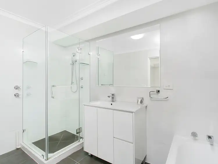 Fourth view of Homely apartment listing, 2F/8 Sutherland Road, Chatswood NSW 2067