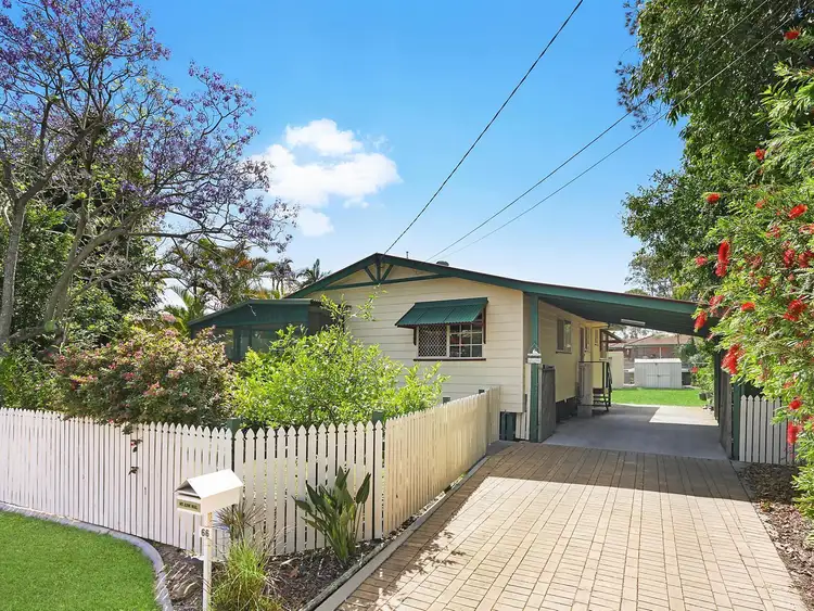 66 Crescent Avenue, Hope Island QLD 4212