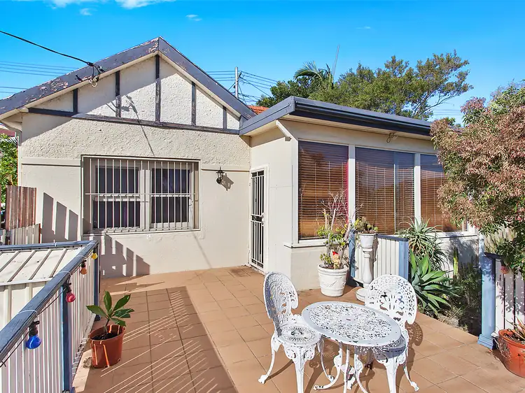 2 Riverdale Avenue, Marrickville NSW 2204