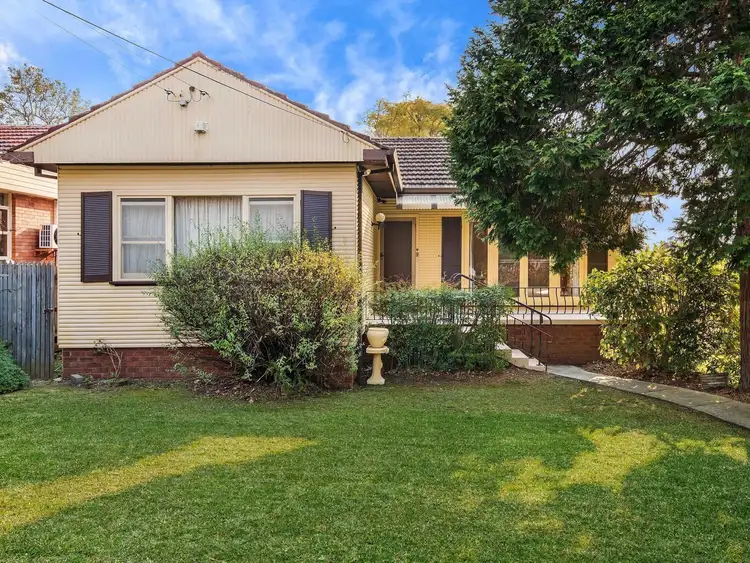 14 Forestville Avenue