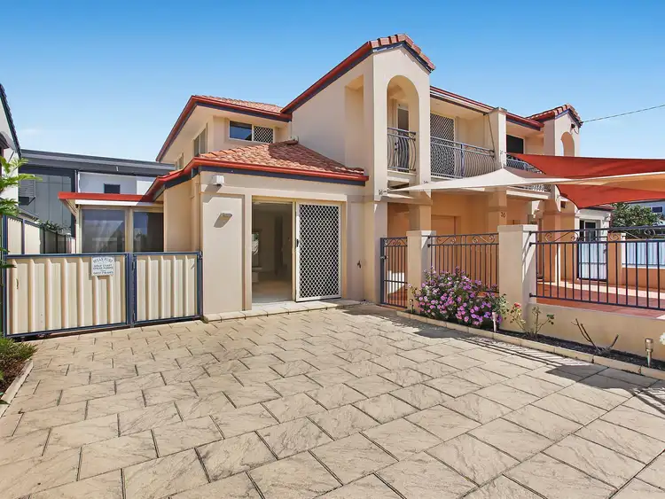 Main view of Homely house listing, 1/30 Hawaii Avenue, Palm Beach QLD 4221