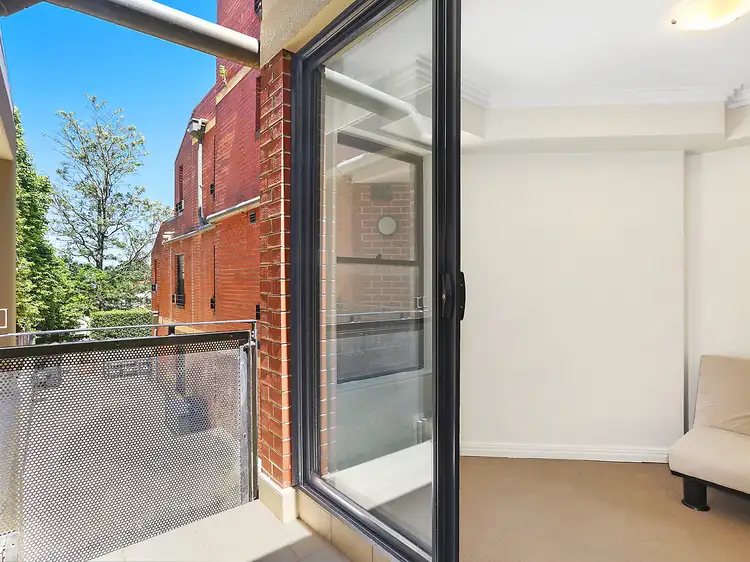 Third view of Homely studio listing, 9/236 Pacific Highway, Crows Nest NSW 2065
