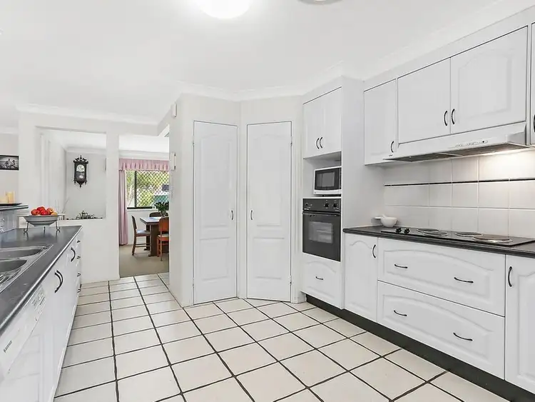 Fourth view of Homely house listing, 4 Cathben Court, Wynnum West QLD 4178
