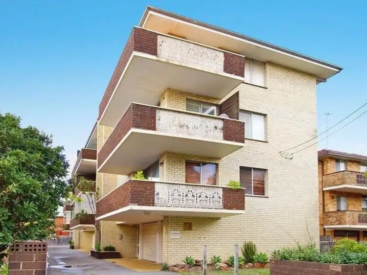 Second view of Homely apartment listing, 7/10 Mactier Street, Narrabeen NSW 2101
